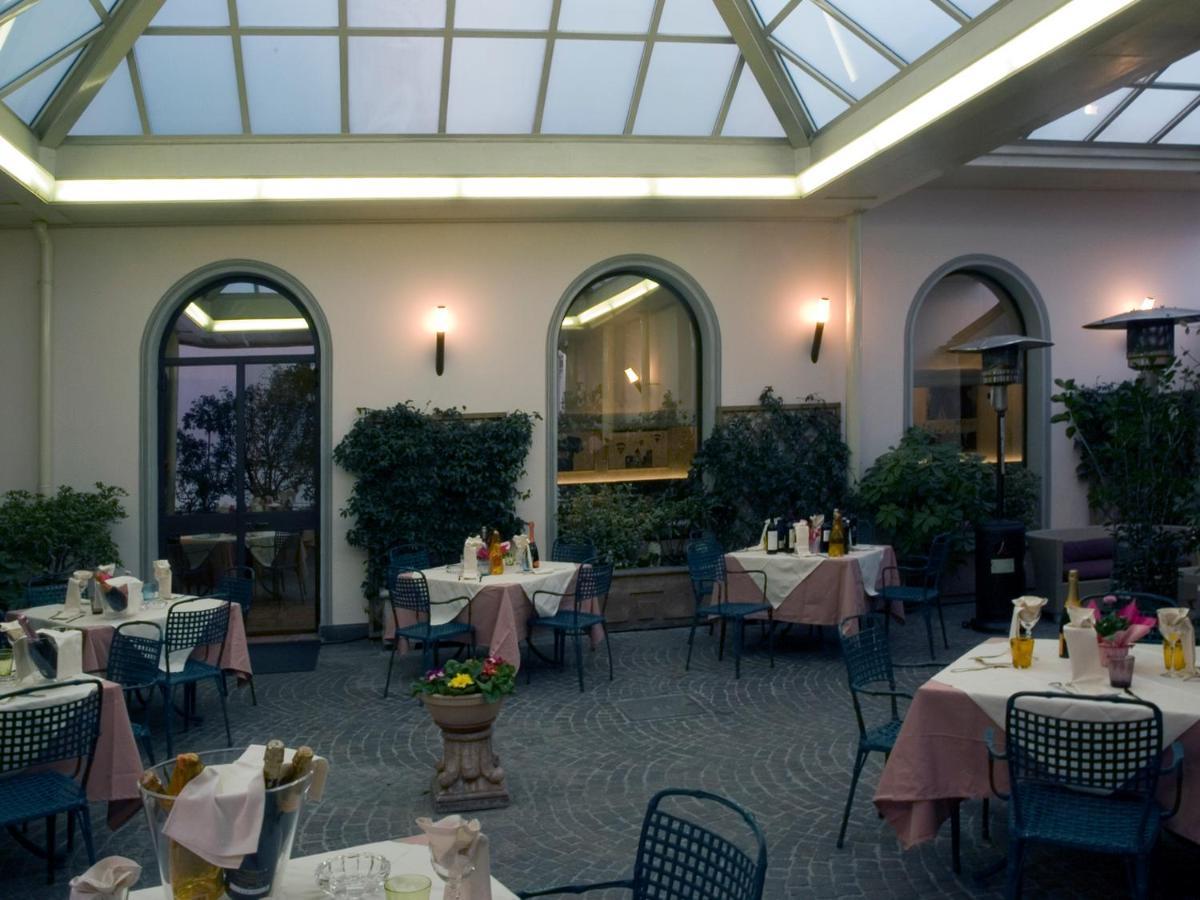 Hotel Verdi Boutique Hotel Parma Buitenkant foto