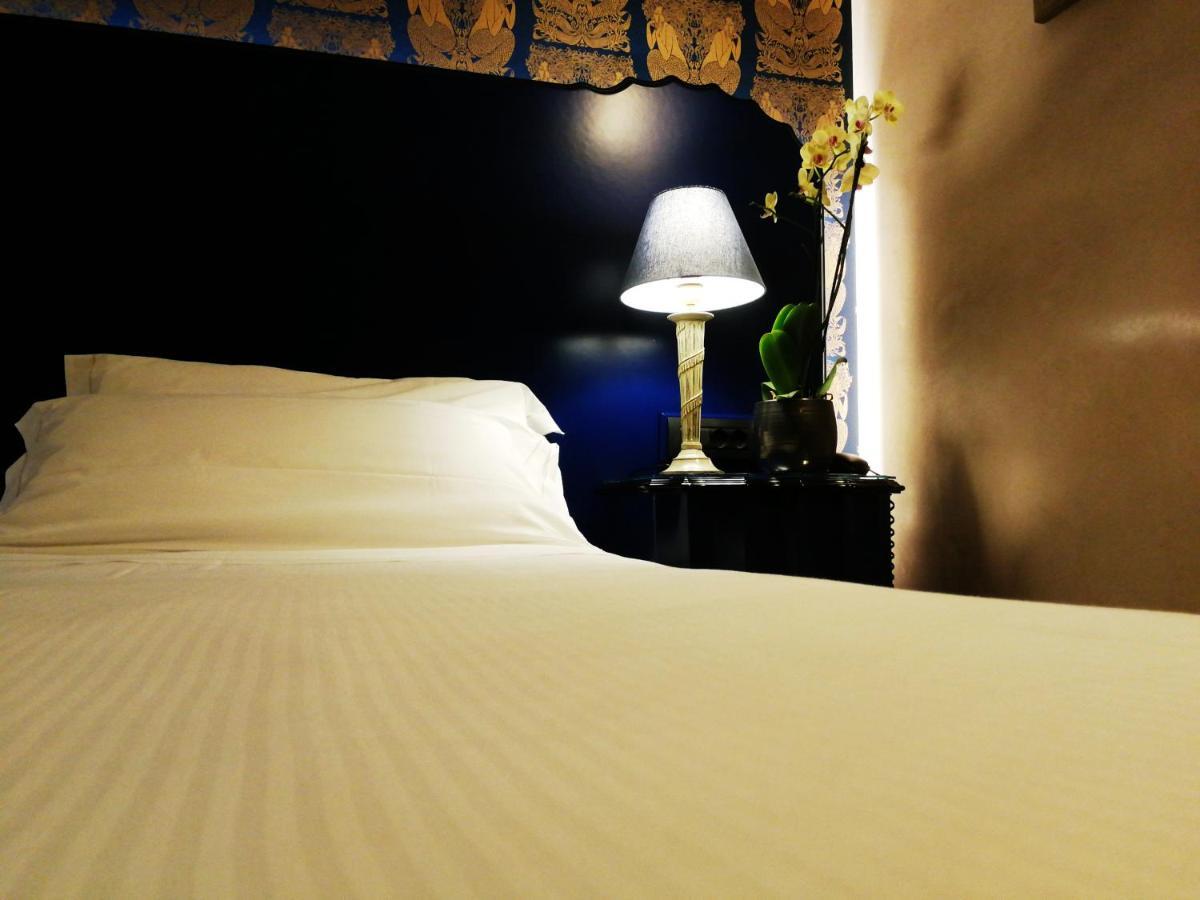 Hotel Verdi Boutique Hotel Parma Buitenkant foto