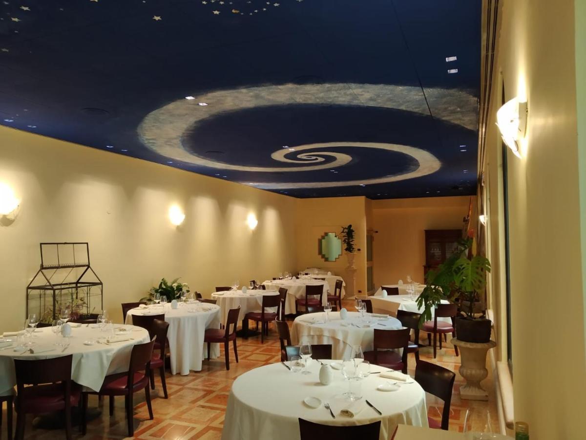 Hotel Verdi Boutique Hotel Parma Buitenkant foto